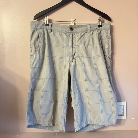 Lululemon Plaid Shorts Gray Men Size 38 - Picture 1 of 11